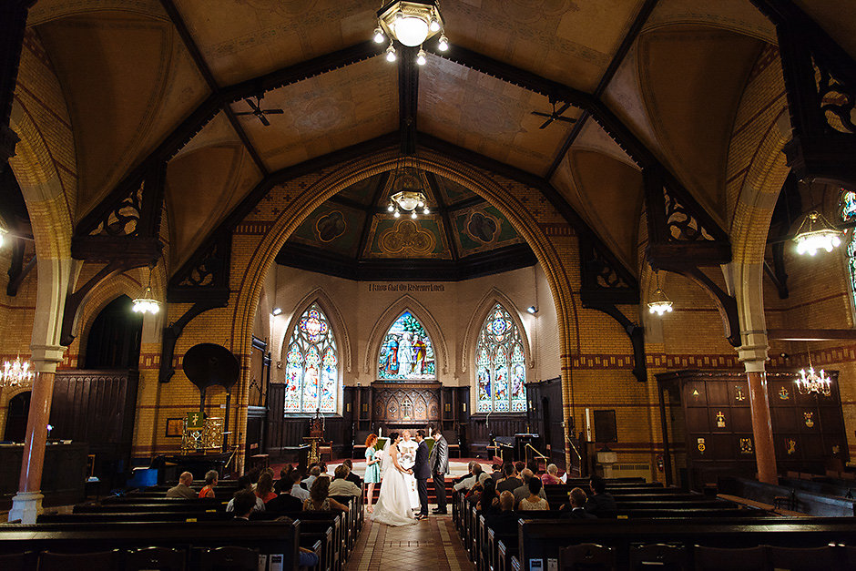 Toronto-Wedding-Photographer-at-Church-of-the-Redeemer.jpg