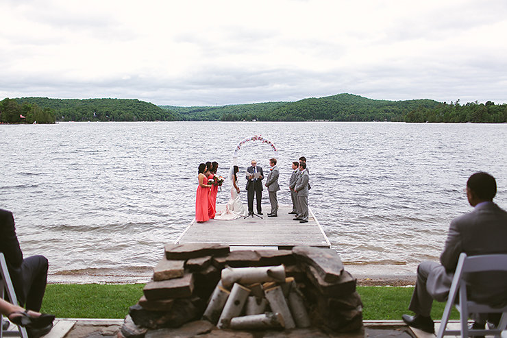 14-Wedding-photography-by-lake.jpg