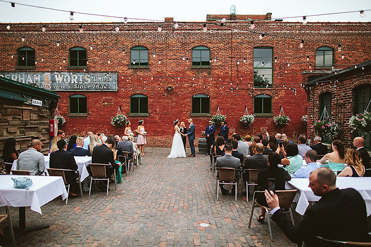 32-Distillery-District-wedding-venue-in-Toronto-Archeo-Restaurant-by-Paul-Krol.jpg