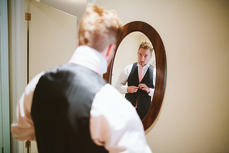 5-Toronto-getting-ready-wedding-photography.jpg