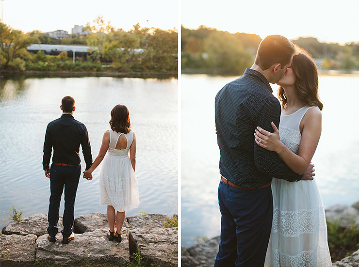 12-Toronto-engagement-photography.jpg